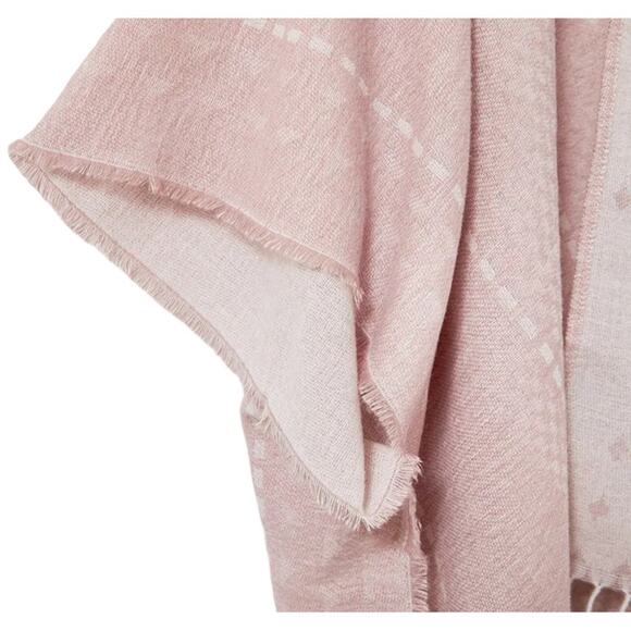 Gentle Fawn Blush Pink & White Hermosa Fringed Reversible Wrap, Size M/L - Picture 6 of 9